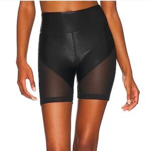 Koral Lucent High Rise Infinity Short in Black Sz L